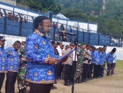 Hardiknas di Tolikara: Bupati Ajak Semua Elemen Bangun Pendidikan Berkualitas