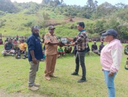 Dinas Sosial Kabupaten Tolikara Serahkan Dana BLT Tahap III kepada Masyarakat Penerima Manfaat di Distrik Goyage dan Geya