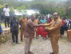 Dinas Sosial Kabupaten Tolikara Kunjungi Rumah Singgah dan Salurkan Bantuan