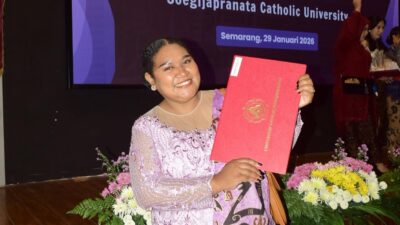 Faradiba Anugerah Kaay Tabuni Bukukan Rekor Jadi Perempuan Psikolog Pertama dari Papua Pegunungan