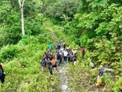 Bupati Jayapura Tinjau Pembangunan Jalan Yongsu Sapari – Yongsu Desoyo