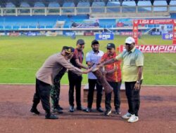 Bupati Jayapura Hadiri Penutupan Liga 4 Piala Gubernur Papua