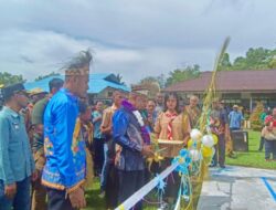 Bupati Jayapura Resmikan Lapangan Voli SMP Negeri I Buasum dan Tinjau Rehabilitasi Kantor Distrik Unurum Guay
