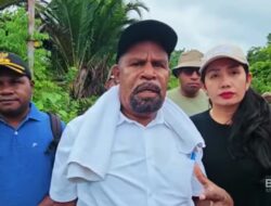 BUPATI JAYAPURA KUNJUNGI KAMPUNG TERISOLIR DI KABUPATEN JAYAPURA