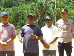 Bupati Dan Wakil Bupati Jayapura Tinjau Pembangunan Jalan Kampung Muaif Distrik Demta
