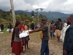 Bantu Penuhi Kebutuhan Pangan, 16 Ton Beras Disalurkan ke 11 Kampung di Distrik Konda