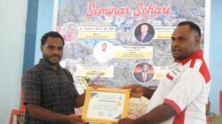 Peduli Generasi Muda, KPA Tolikara Tempuh Perjalanan Darat ke Jayapura, Terima Piagam Penghargaan